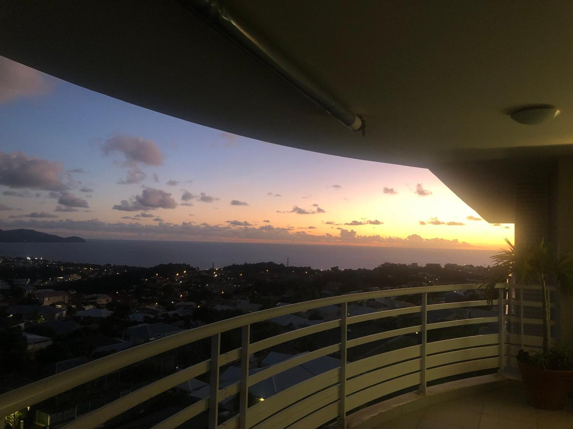 Appartement De Standing Vue Mer ชูลแชร์ ภายนอก รูปภาพ